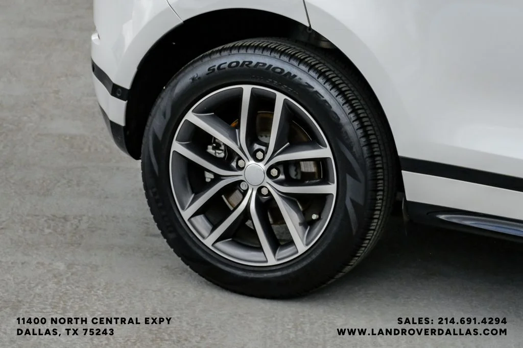 Used 2026 White Land Rover Dynamic image 60