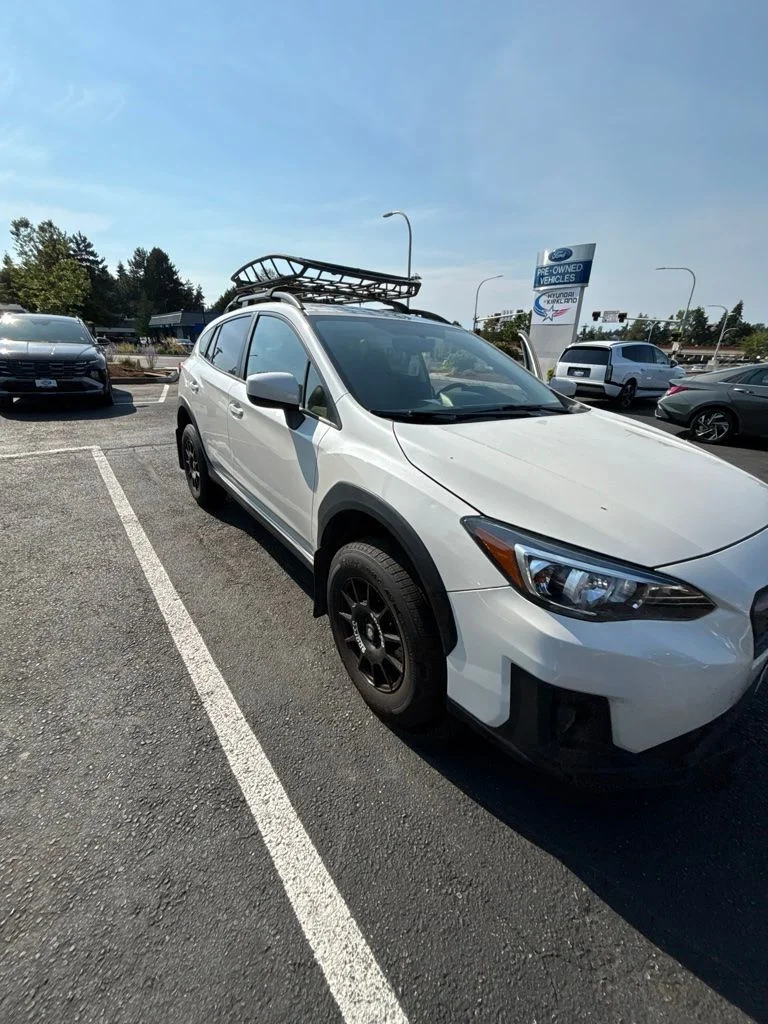 Used 2019 Crystal White Pearl Subaru 2.0i Premium image 2