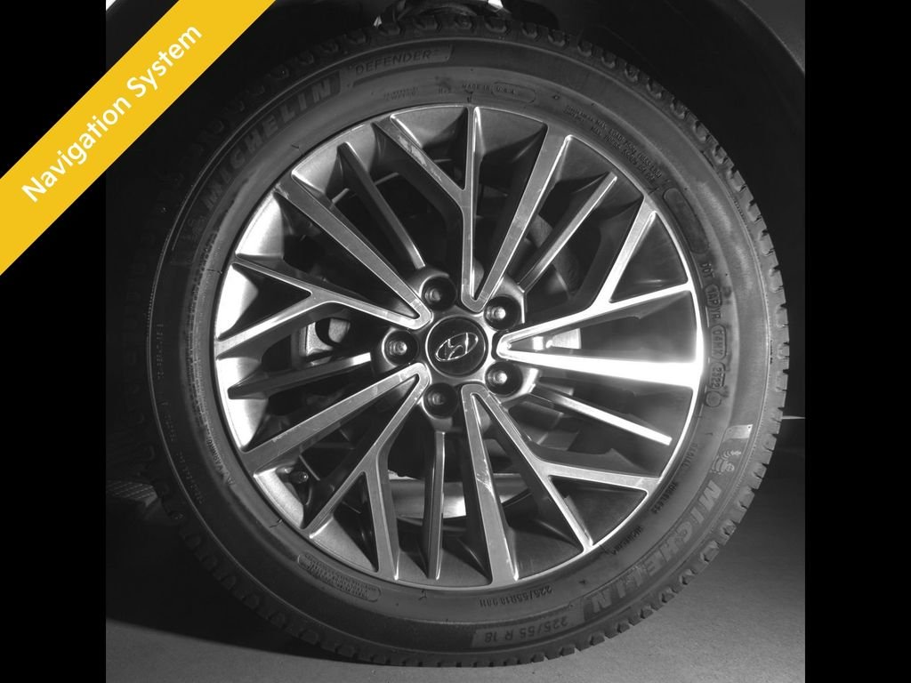 Used 2021 White Hyundai Ultimate image 10