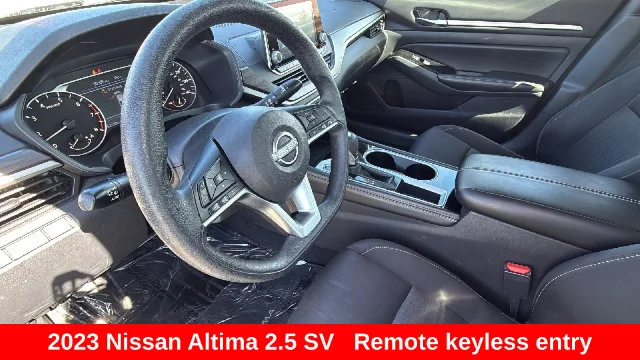 2023 Nissan Altima SV - Photo 10