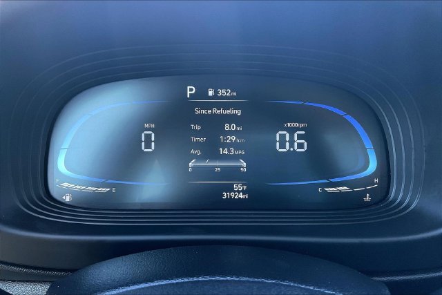 2025 Hyundai Venue SEL - Photo 15