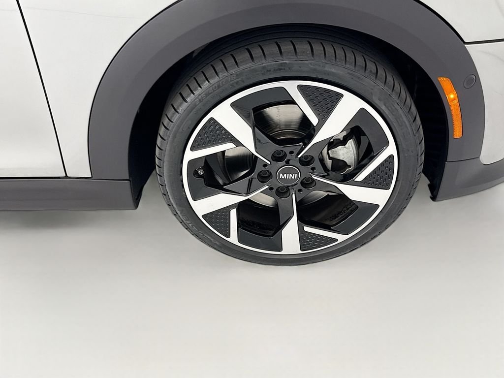 2025 MINI Hardtop 2 Door S - Photo 31