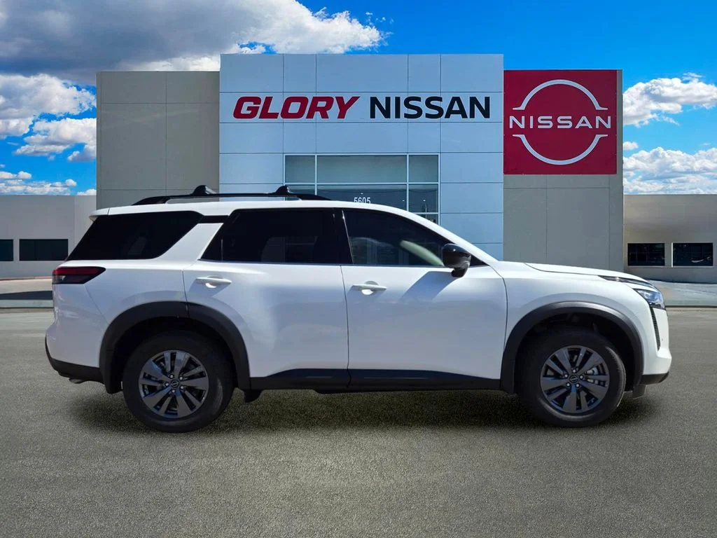 New 2026 Everest White Pearl TriCoat Nissan SV image 5