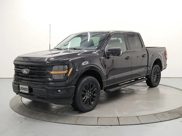 Used 2024 Black Ford XLT image 3