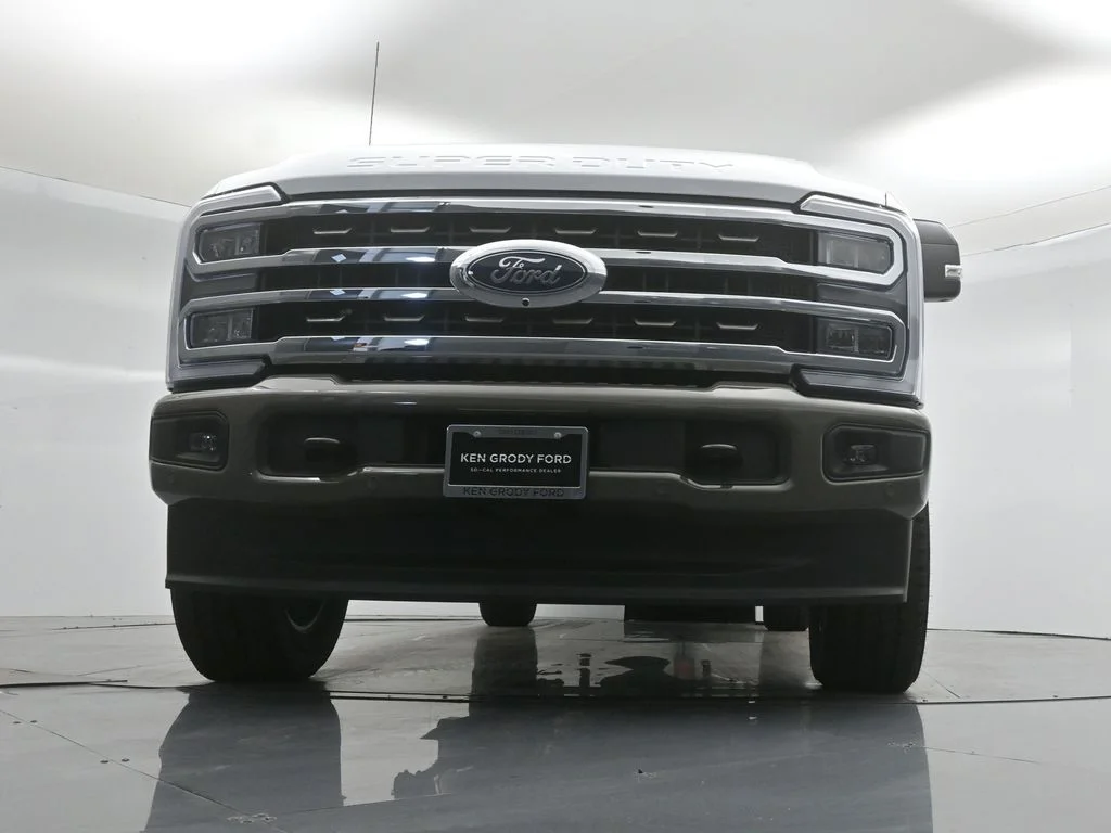 New 2026 Oxford White Ford King Ranch image 45