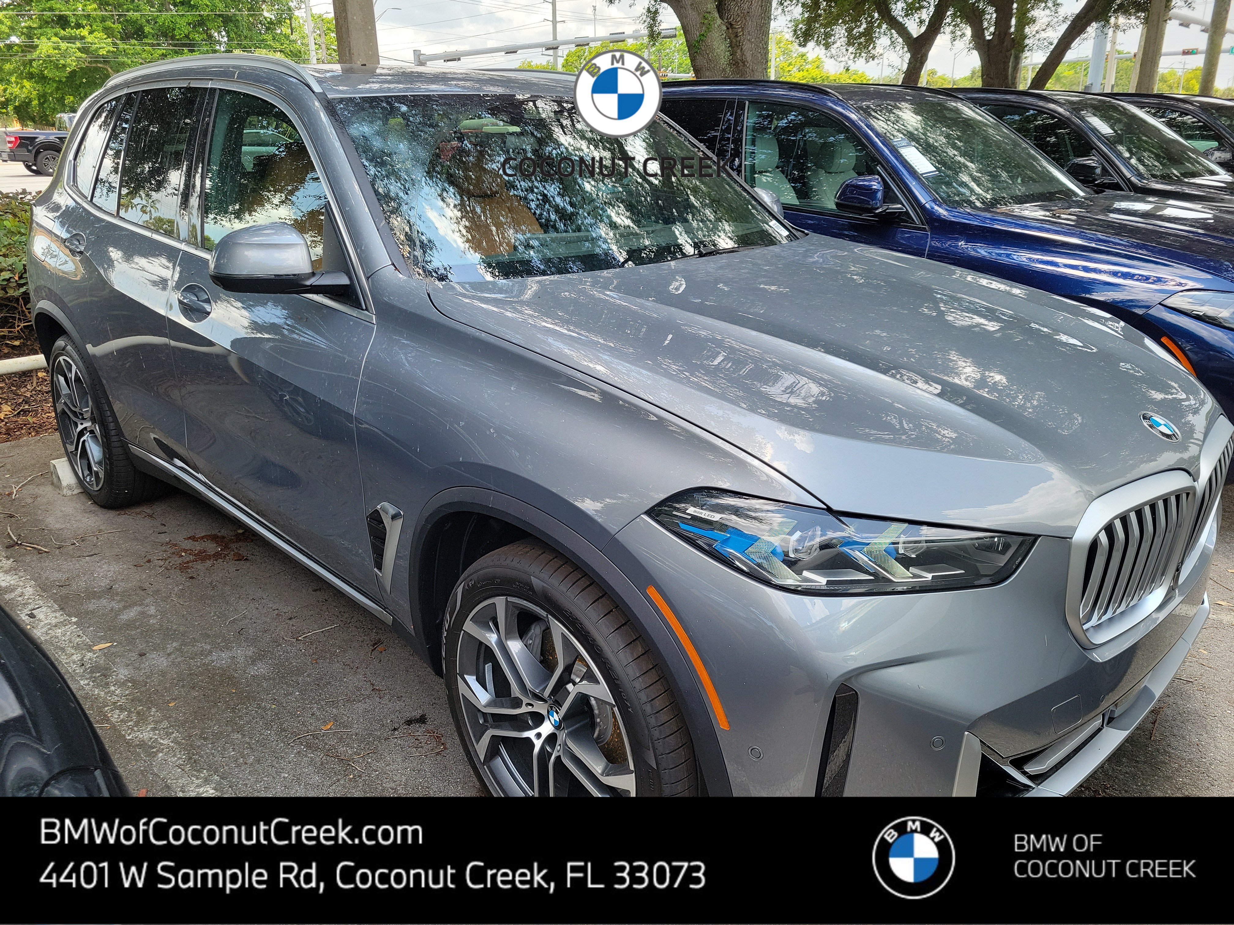 New 2026 Skyscraper Grey Metallic BMW sDrive40i image 1