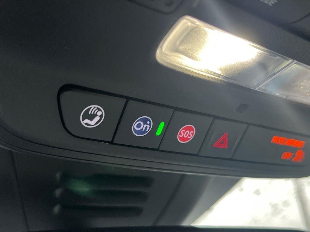 2025 Chevrolet Equinox EV LT - Photo 24