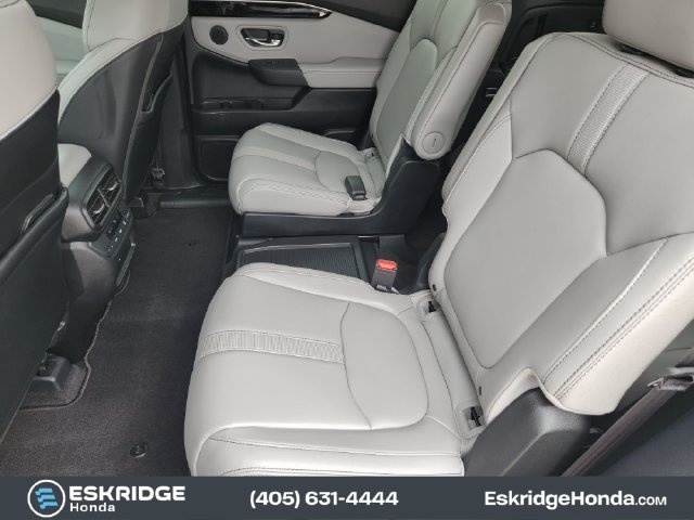 Certified Used 2024  Honda EX-L image 29