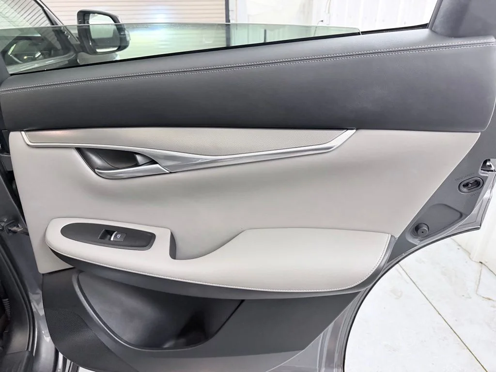 Used 2023 Gray INFINITI LUXE image 37