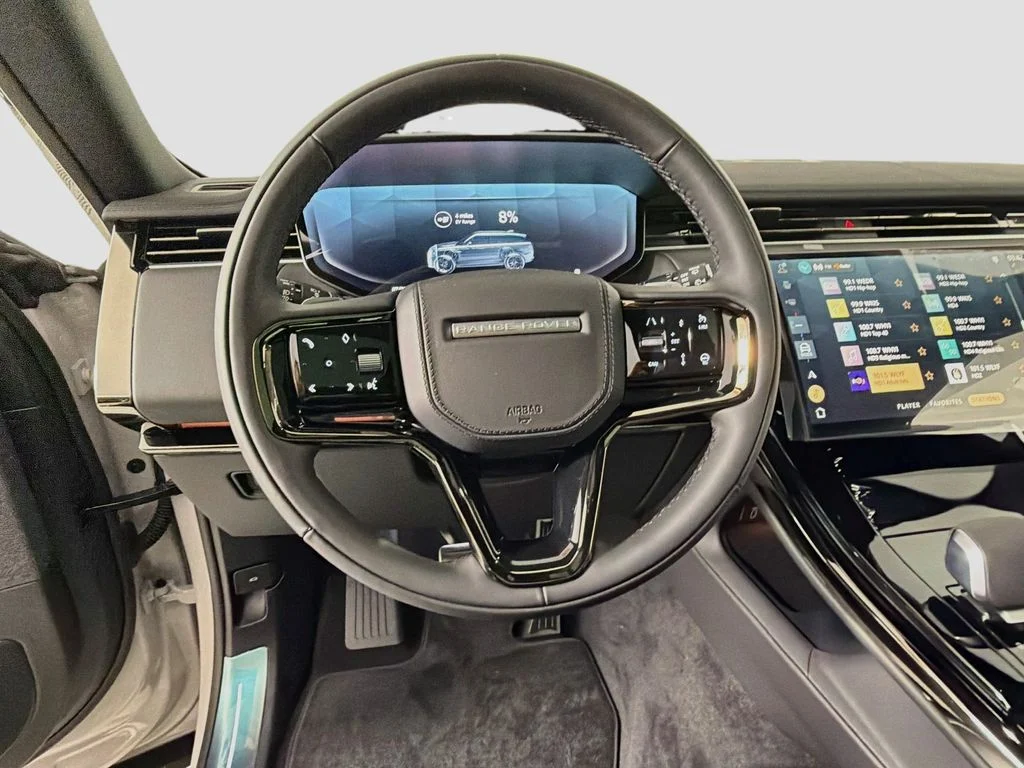 New 2026 Borasco Grey Land Rover Dynamic SE image 11