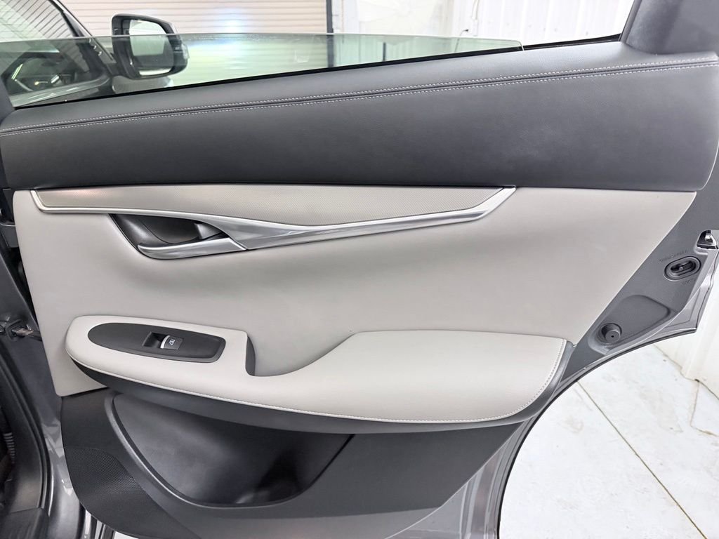 Used 2023 Gray INFINITI LUXE image 37