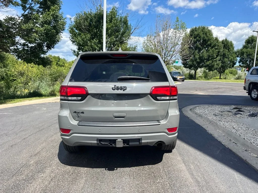 Used 2020 Gray Jeep Altitude image 6
