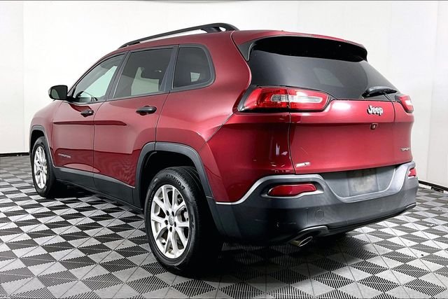 Used 2016 Red Jeep Sport image 2
