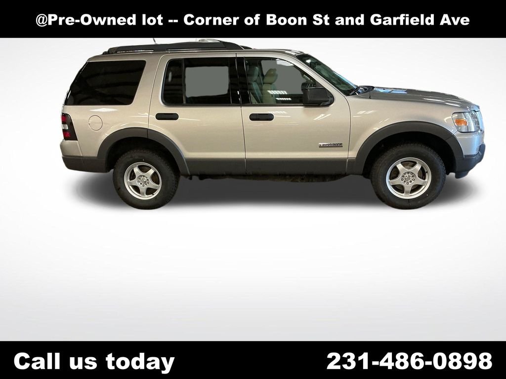 Used 2006 Silver Ford XLT image 6