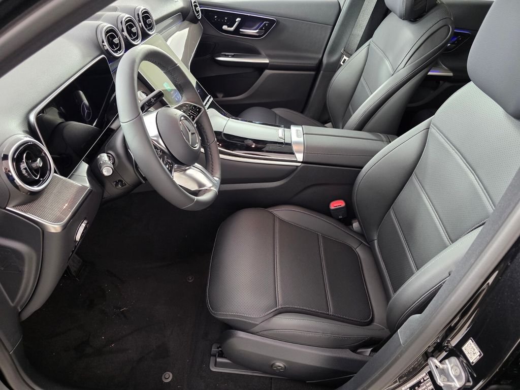 New 2026 Obsidian Black Metallic Mercedes-Benz GLC 300 image 6