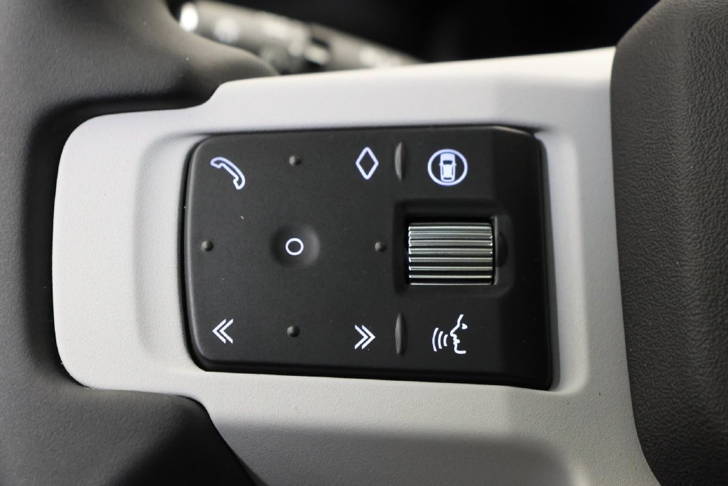 New 2026 Woolstone Green LAND ROVER S image 18