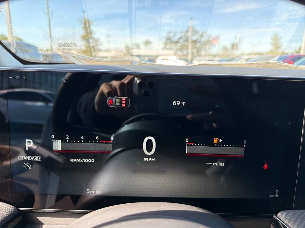 New 2026 Nissan Kicks SR 4D Sport Utility