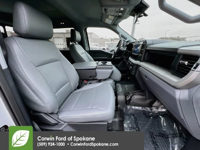 New 2026 Oxford White Ford XL image 16