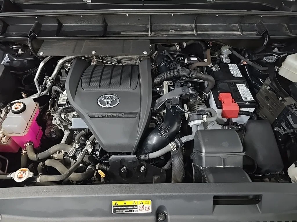Used 2023 Black Toyota Platinum image 13