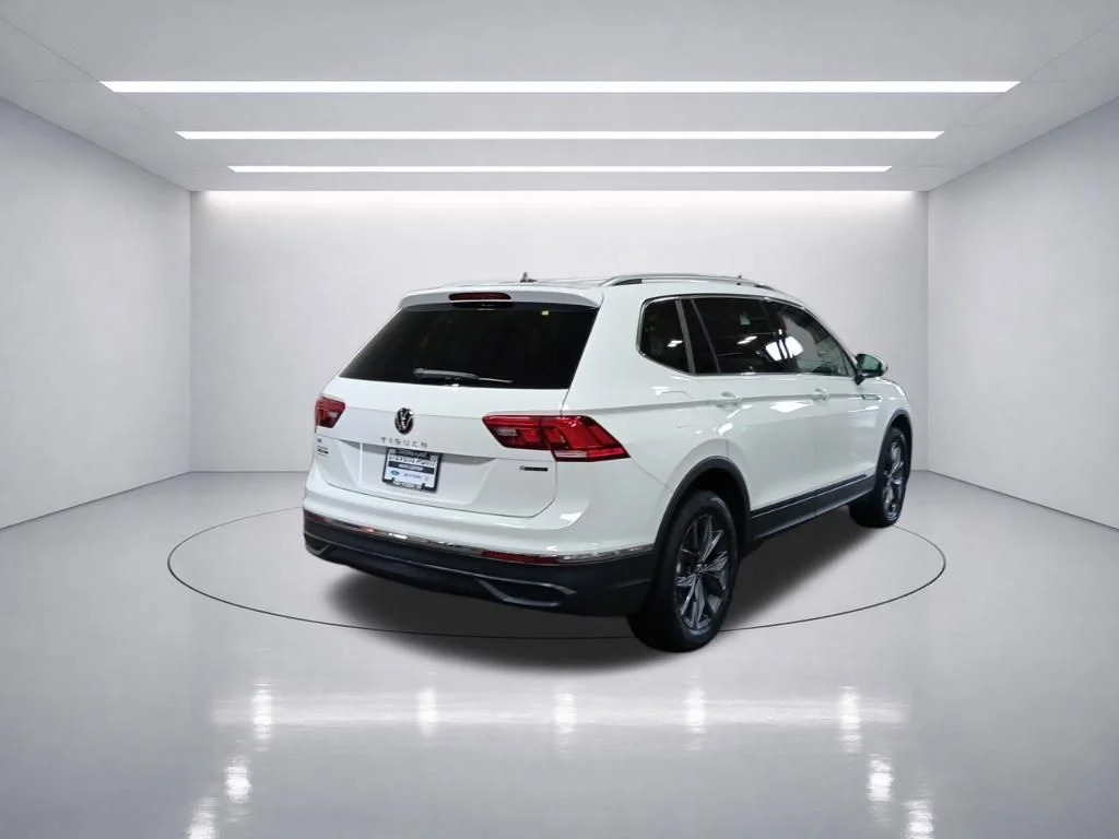 Used 2022 Pure White Volkswagen 2.0T SE image 7