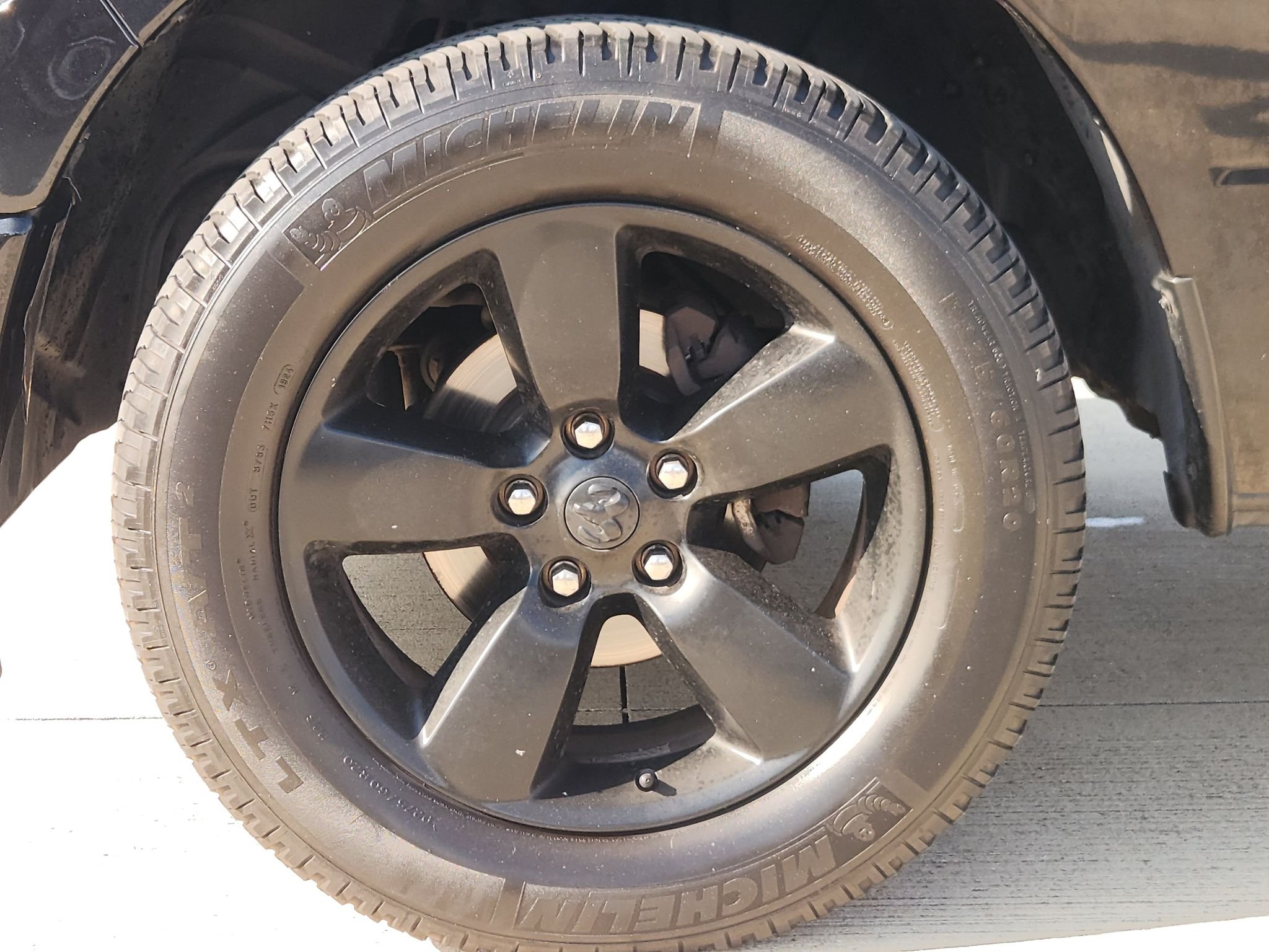 Used 2018 BLACK Ram Big Horn image 11