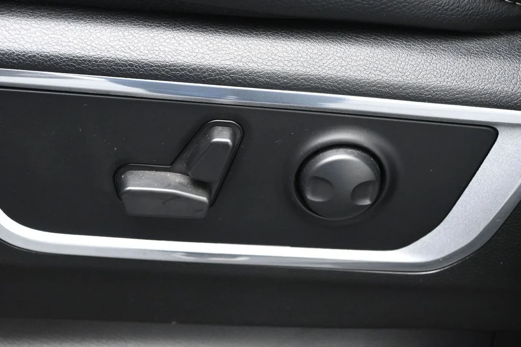 Certified Used 2023 Gray Ram Laramie image 10