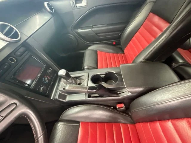 Used 2007 Black Ford Shelby GT500 image 18