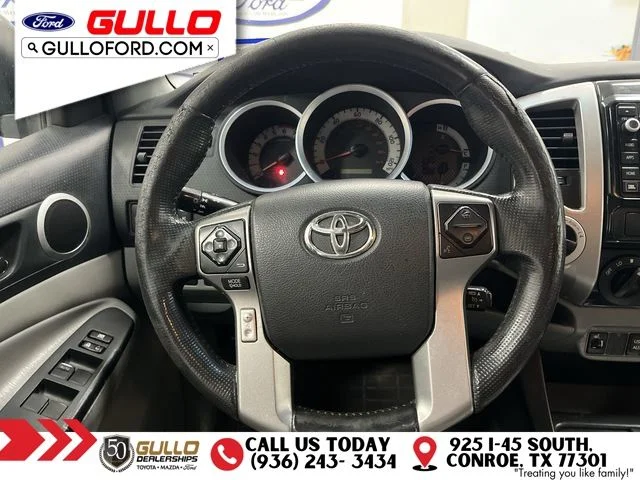 Used 2014 Black Toyota Base image 12