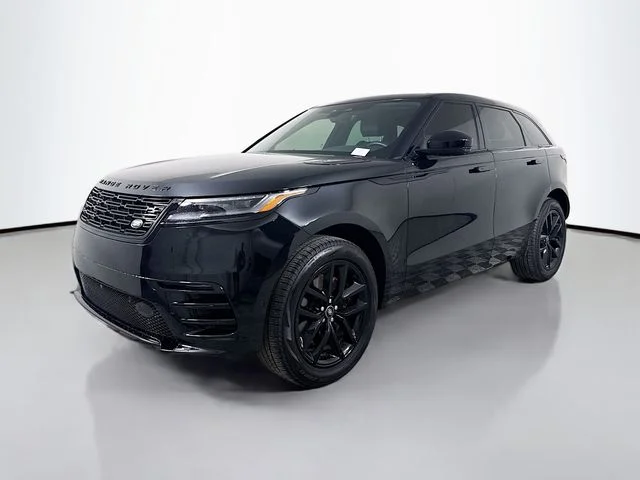 Used 2026 Black Land Rover Dynamic SE image 1