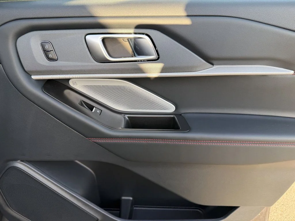 New 2026 Agate Black Metallic Ford ST image 12