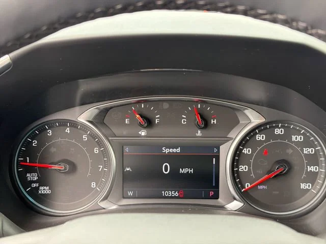 Used 2024 Summit White Chevrolet LT image 12