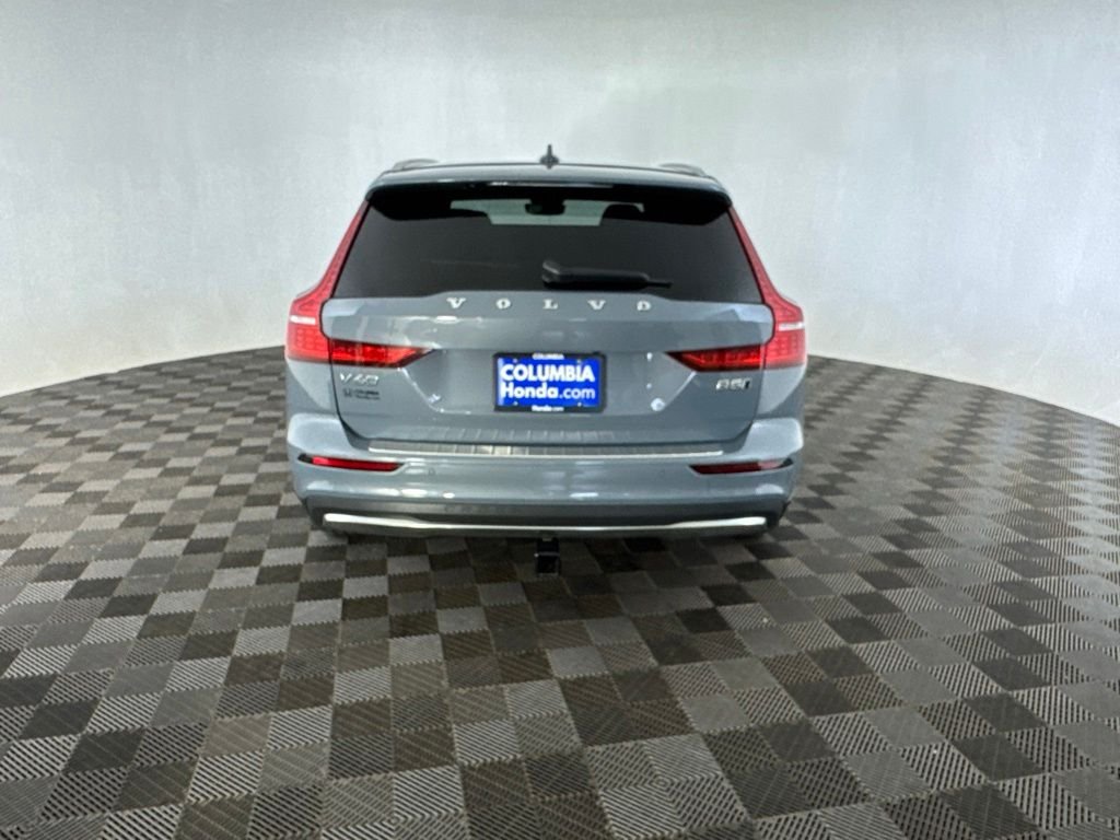 Used 2023 Gray Volvo Ultimate image 8