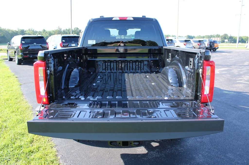 New 2026 Agate Black Metallic Ford F-250® XLT image 16