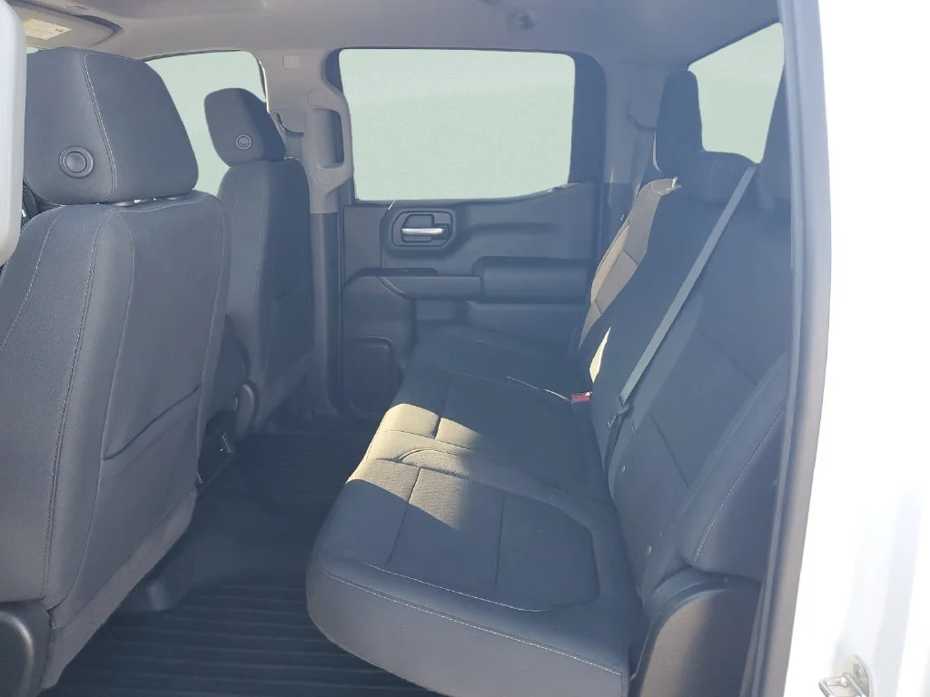 Used 2022 SUMMIT WHITE Chevrolet Custom image 10