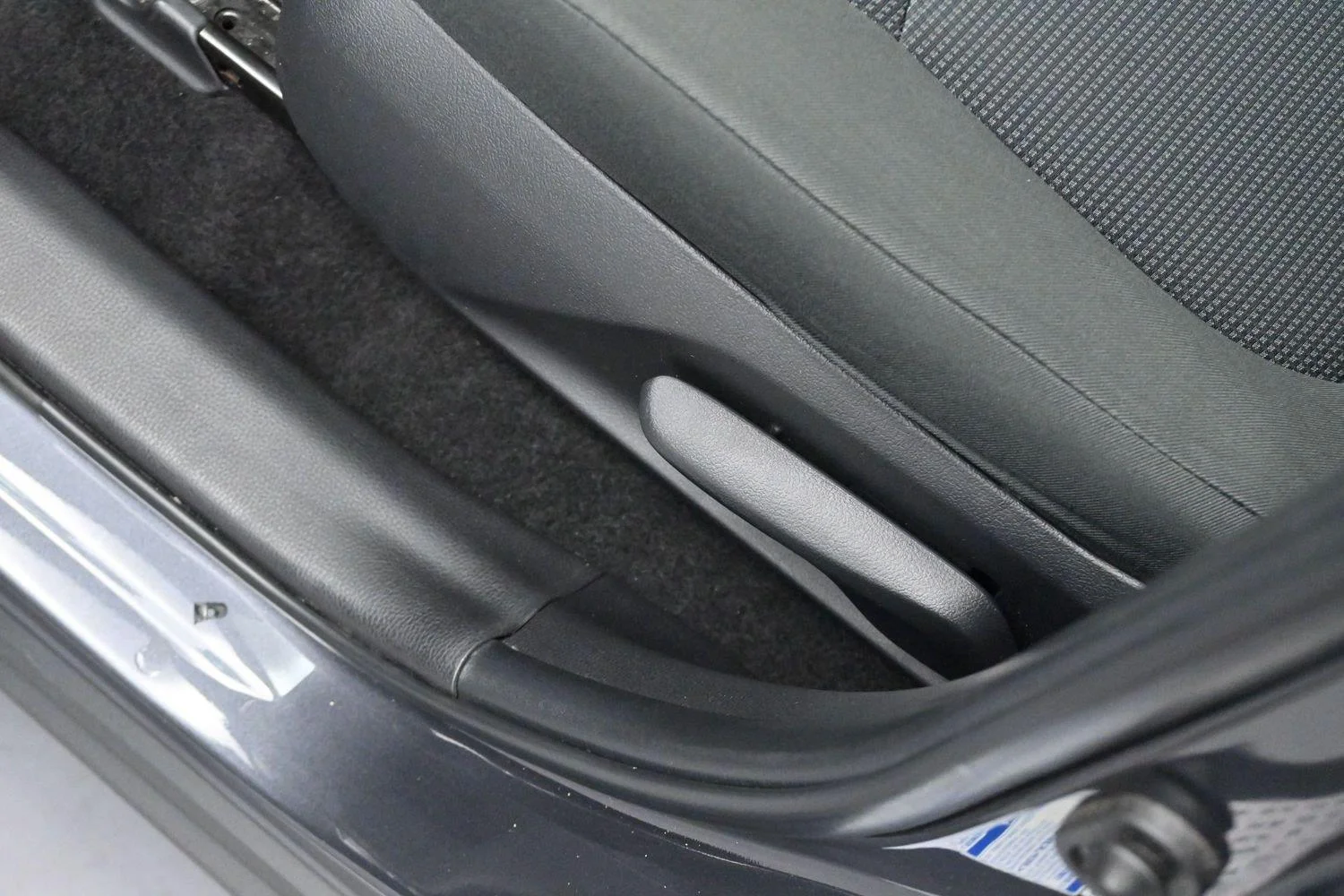 Used 2022 Magnetic Gray Metallic Toyota LE image 13