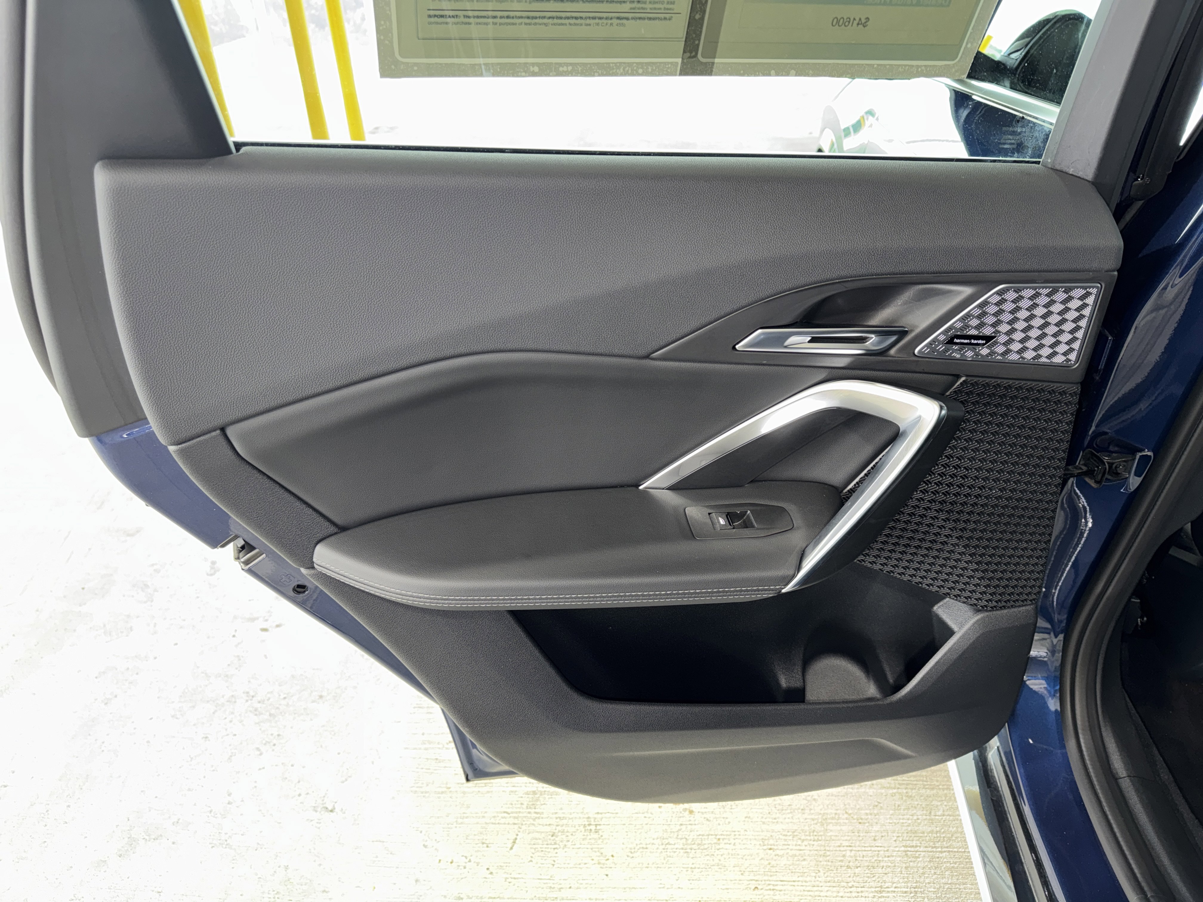 Used 2025 Phytonic Blue Metallic BMW xDrive28i image 16