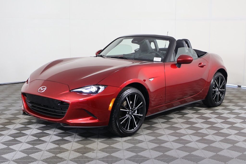 2025 Mazda MX-5 Miata Grand Touring - Photo 8