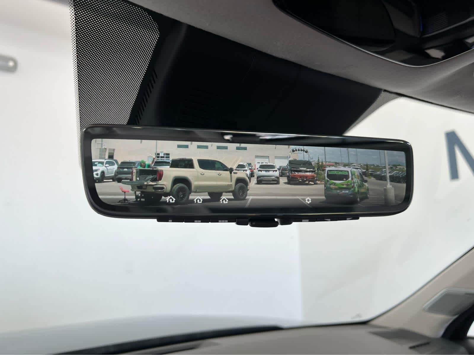 Used 2025 Phantom Black Hyundai Calligraphy image 25