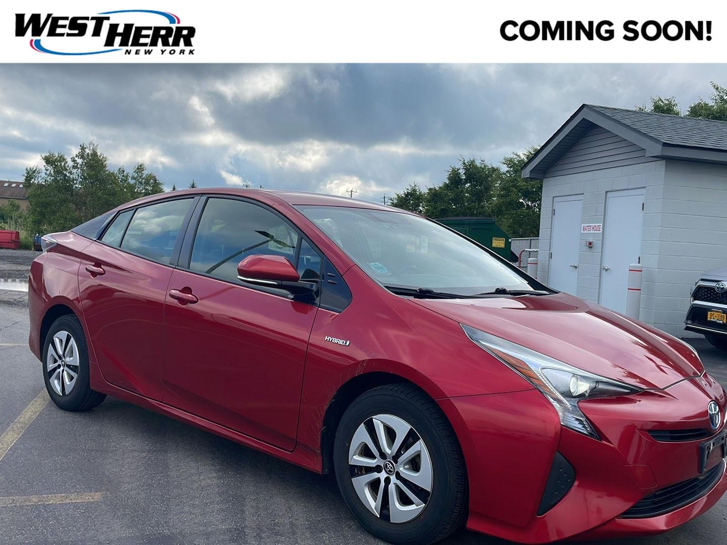 Used 2016 Hypersonic Red Toyota Three image 1