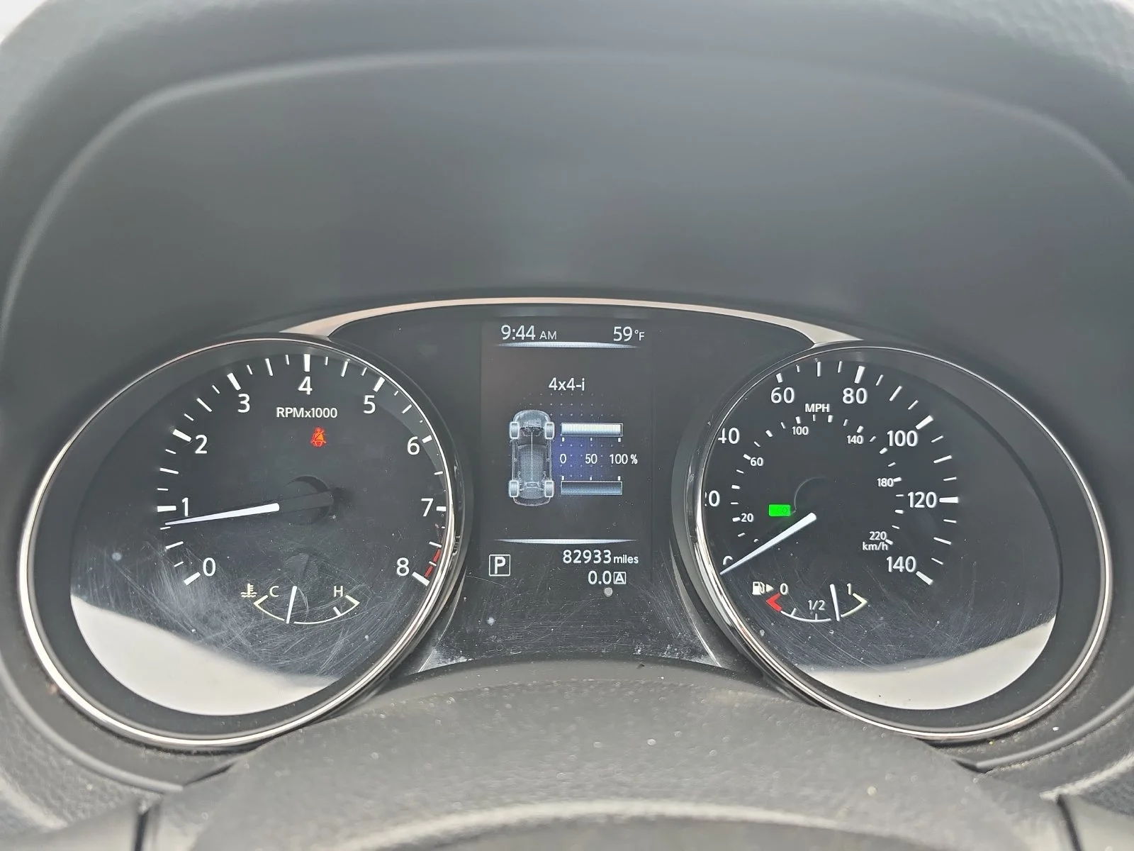 Used 2016 Glacier White Nissan S image 13