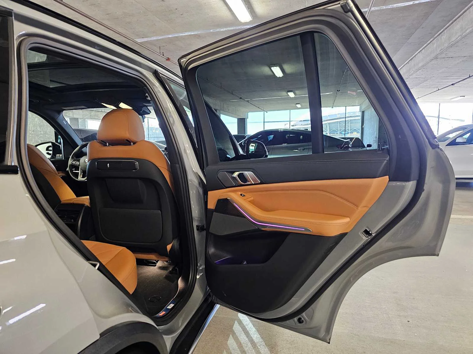 Certified Used 2025 Special Order Color BMW xDrive40i image 28