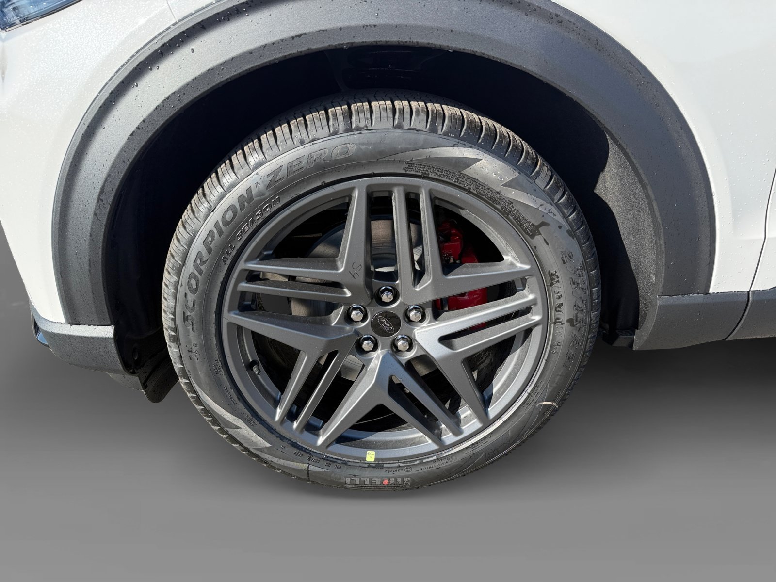 New 2026 Star White Metallic Tri-Coat Ford ST image 9