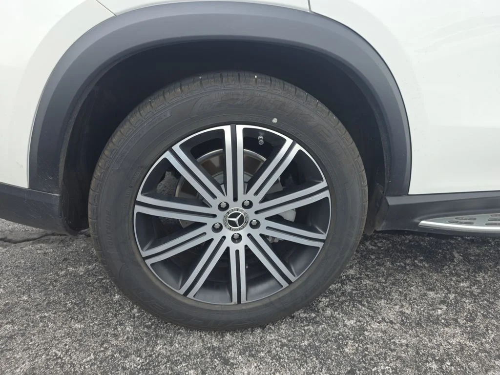 Used 2025  Mercedes-Benz GLE 350 image 26