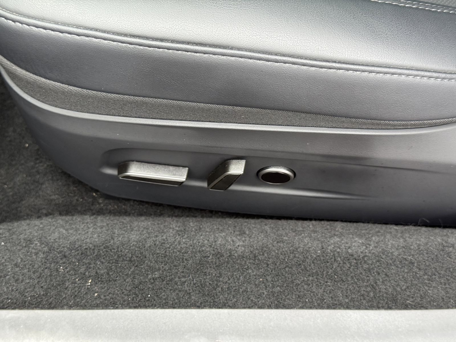 Used 2025 Stealth Gray Tesla Long Range image 20