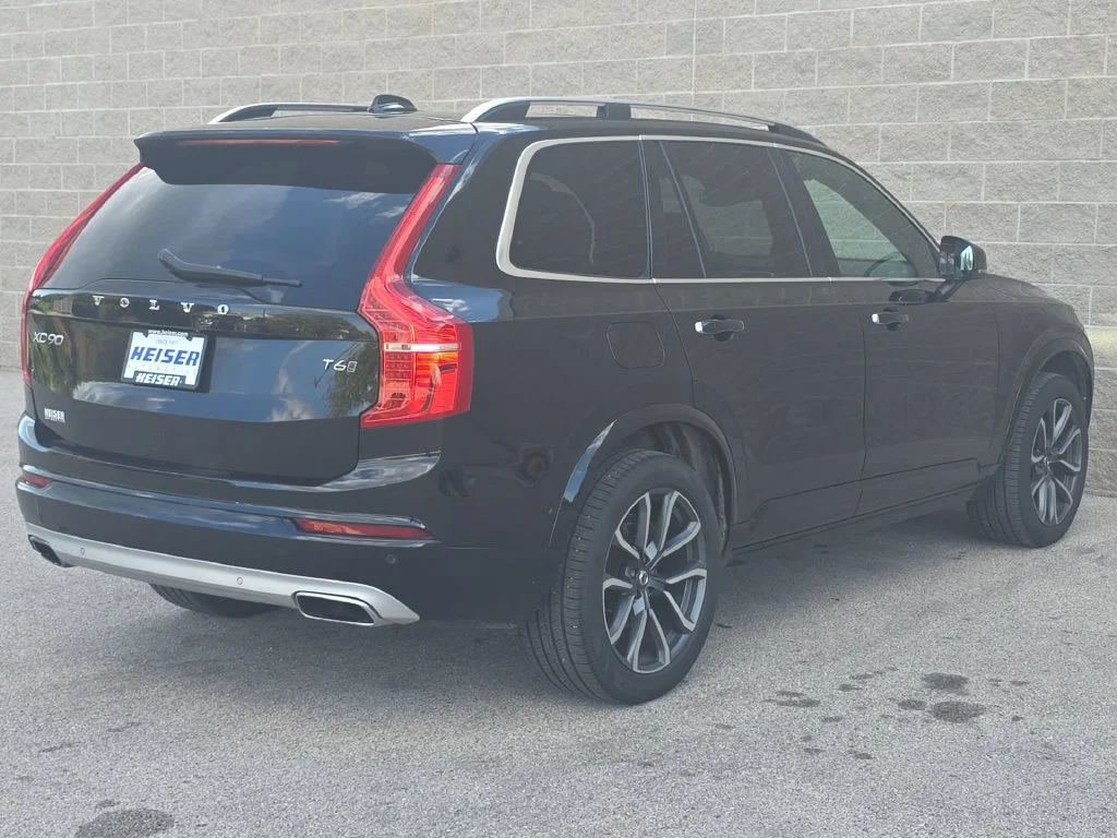 Used 2016 Black Volvo T6 Momentum image 13