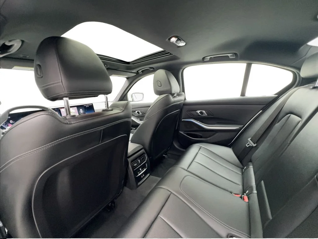 Used 2025 White BMW 330i image 24