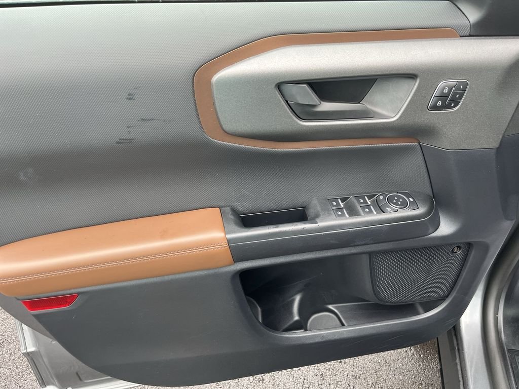 Used 2025 Gray Ford Outer Banks image 13