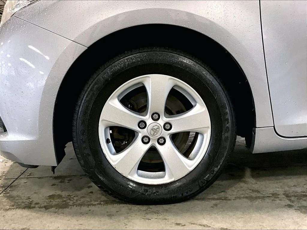 Used 2017 Gray Toyota LE image 7