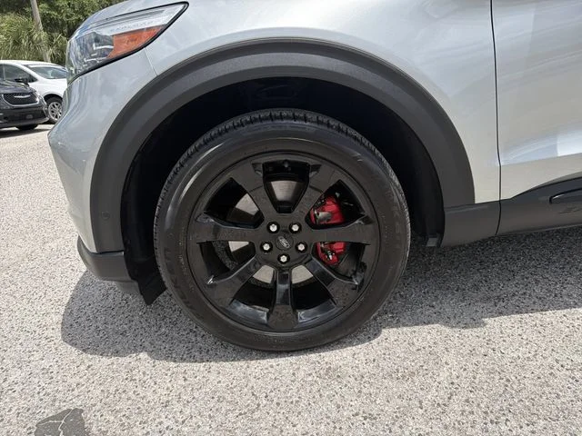 Used 2021 Silver Ford ST image 35