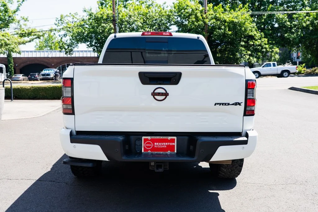 Used 2023 White Nissan PRO-4X image 5